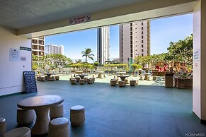 Tower 1 Suite 2705 - QQS by Koko Resort Vacation Rentals