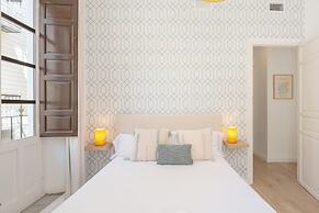 Apartamentos Luna Suites Palacio Dorita