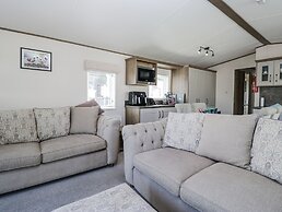 Lilac Lodge