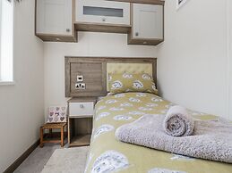Lilac Lodge