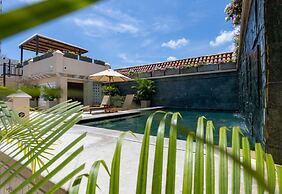 CC2-1 SUITE CON DESAYUNO EN GETSEMANI