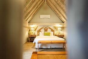 CC2-1 SUITE CON DESAYUNO EN GETSEMANI