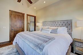 Fairway Ski and Golf Retreat by Avantstay Blocks From the Ski Lift! Be