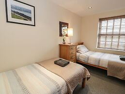 Whistle Stop Apartment