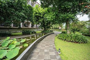 The Green Peak, ARTOTEL Curated