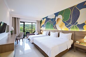 The Green Peak, ARTOTEL Curated