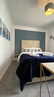 Lovely 3-bed House in Bridgend 7min From Porthcawl