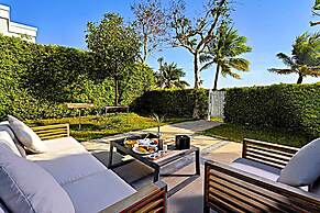 CASTLE BAYVIEW RESORT & SPA