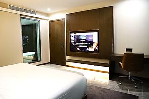 CASTLE BAYVIEW RESORT & SPA