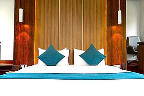 CASTLE BAYVIEW RESORT & SPA