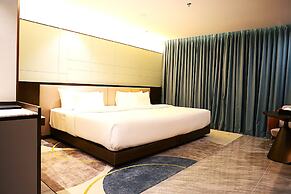 CASTLE BAYVIEW RESORT & SPA