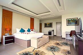 CASTLE BAYVIEW RESORT & SPA