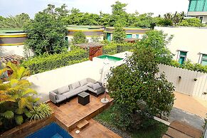 CASTLE BAYVIEW RESORT & SPA