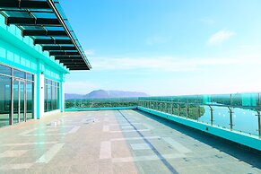 CASTLE BAYVIEW RESORT & SPA