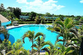 CASTLE BAYVIEW RESORT & SPA