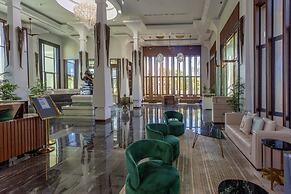 CASTLE BAYVIEW RESORT & SPA