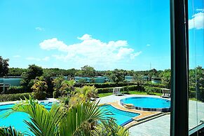 CASTLE BAYVIEW RESORT & SPA