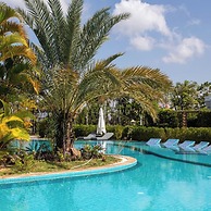 CASTLE BAYVIEW RESORT & SPA