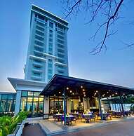 CASTLE BAYVIEW RESORT & SPA