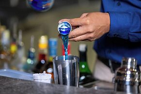 CASTLE BAYVIEW RESORT & SPA