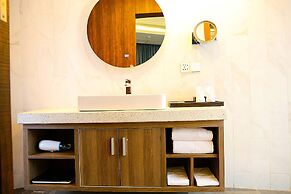 CASTLE BAYVIEW RESORT & SPA