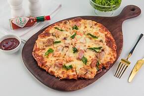 CASTLE BAYVIEW RESORT & SPA