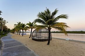 CASTLE BAYVIEW RESORT & SPA