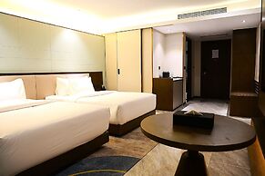 CASTLE BAYVIEW RESORT & SPA