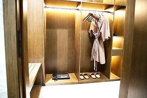 CASTLE BAYVIEW RESORT & SPA