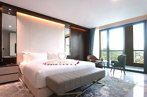 CASTLE BAYVIEW RESORT & SPA