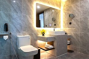 CASTLE BAYVIEW RESORT & SPA