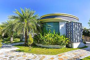 CASTLE BAYVIEW RESORT & SPA