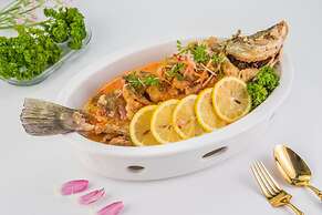 CASTLE BAYVIEW RESORT & SPA