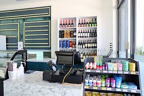 CASTLE BAYVIEW RESORT & SPA