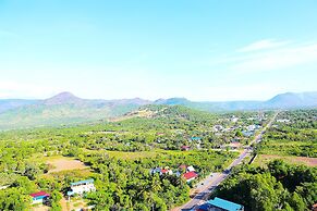 CASTLE BAYVIEW RESORT & SPA