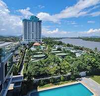 CASTLE BAYVIEW RESORT & SPA