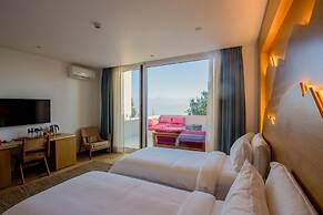 The Terraces Resort and Spa