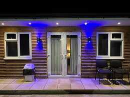 Remarkable 1-bed Studio in Staines - Surrey