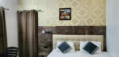 Goroomgo Krishna Residency Bareilly