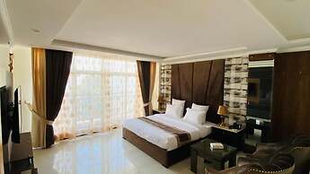 Faletti's Grand Hotel Murree