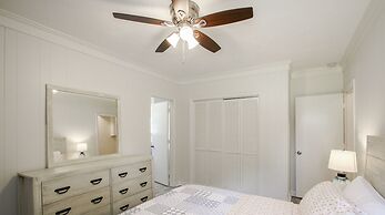 Close to I-95 Savannah Long Stays Pets