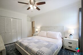 Close to I-95 Savannah Long Stays Pets