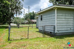 Close to I-95 Savannah Long Stays Pets