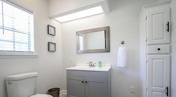 Close to I-95 Savannah Long Stays Pets