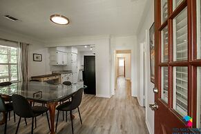 Close to I-95 Savannah Long Stays Pets