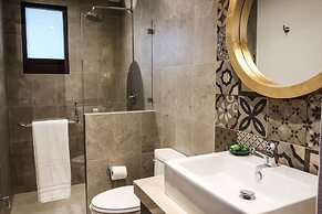 Hotel Paseo Santiago