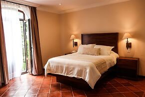 Hotel Paseo Santiago