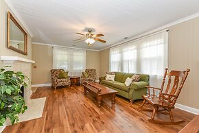 Miss Audrey Quiet&Cozy Historic Cottage