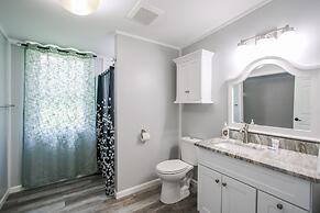 Historic Home for 7 with Apartment