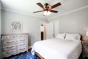 Historic Home for 7 with Apartment